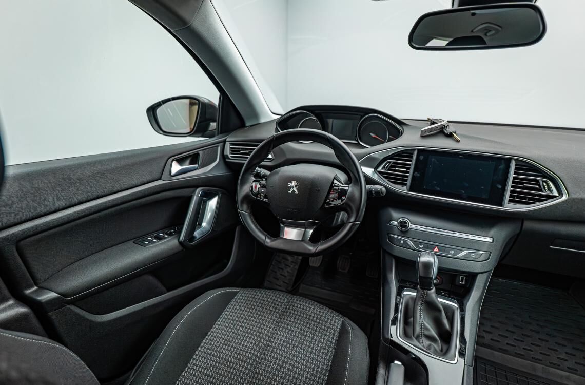 peugeot picture