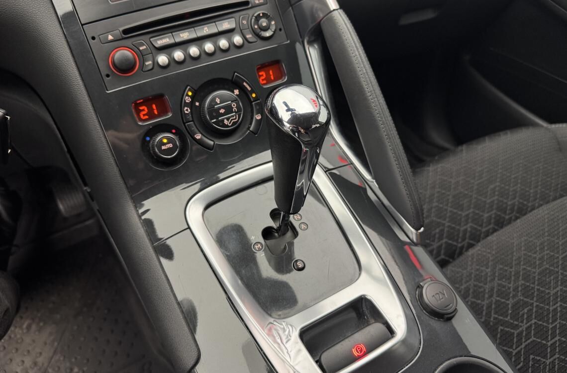 peugeot picture