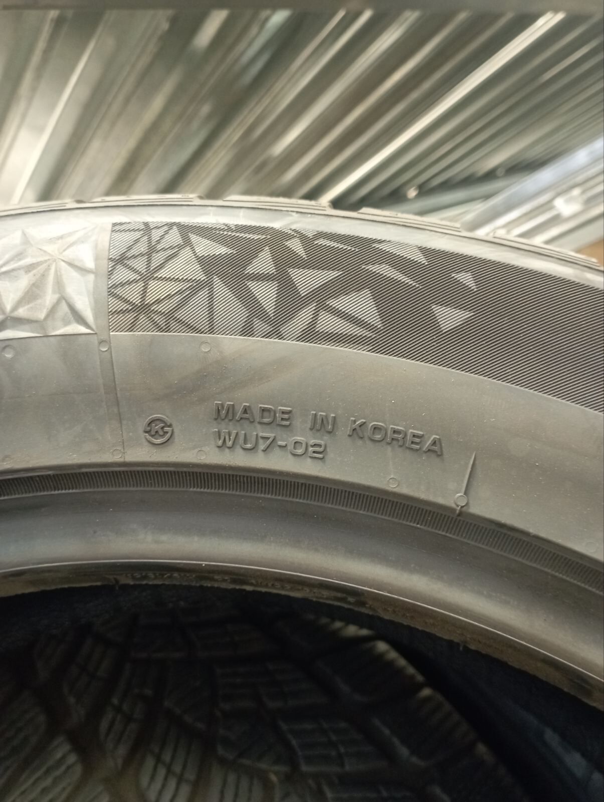 Автошина зимова 235/55 R19 Nexen WinGuard Sport 2 WU7 XL 105V (41577)