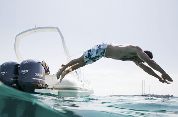 Yamaha F300 NSB (SBW)