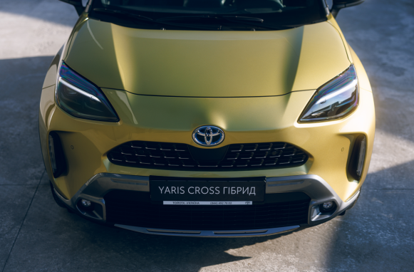 Toyota YARIS CROSS