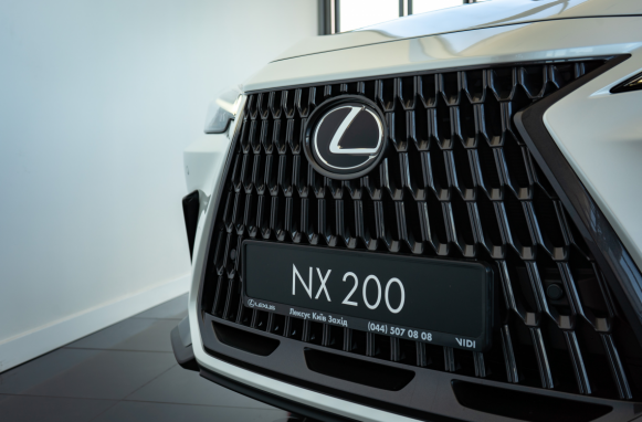 Lexus NX200