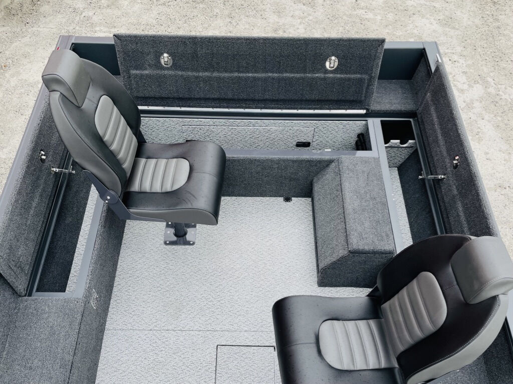 Powerboat 470 Tiller