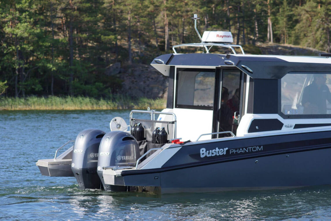 Buster Phantom Q Cabin