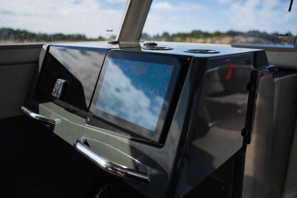 Buster Phantom Q Cabin