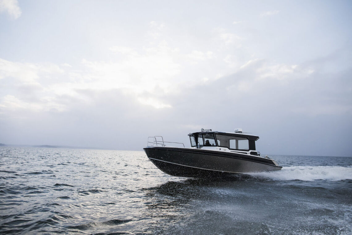 Buster Phantom Q Cabin