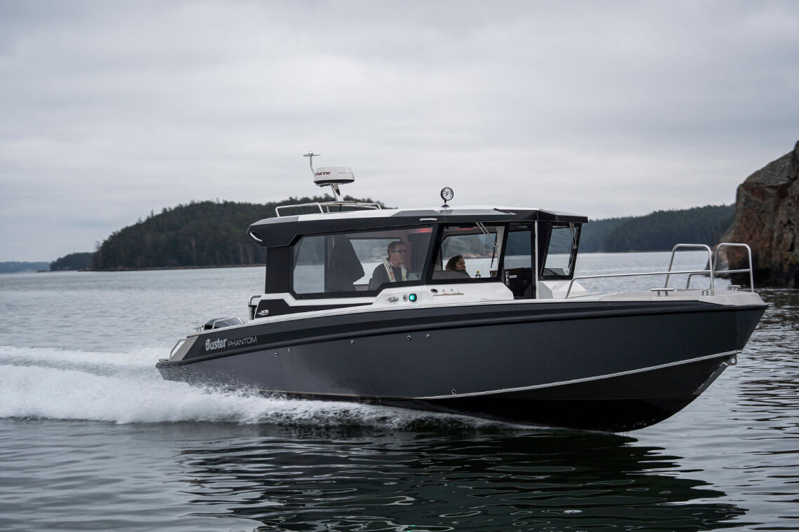 Buster Phantom Q Cabin