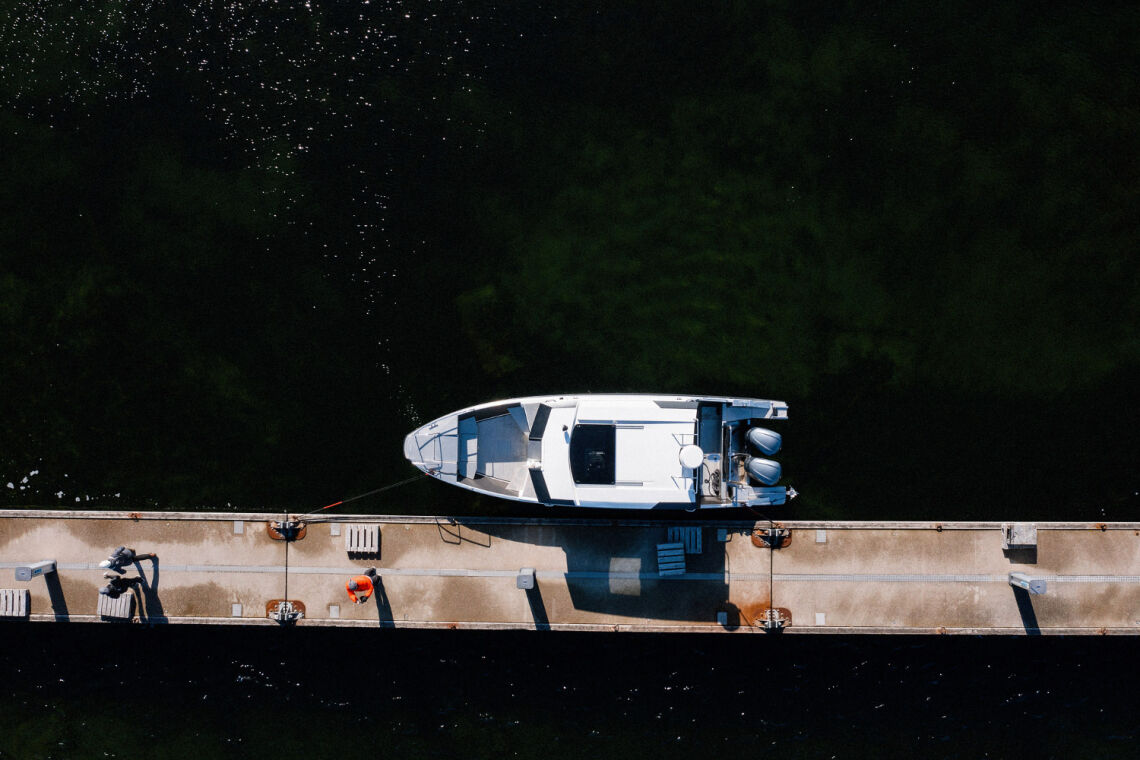 Buster Phantom Q Cabin