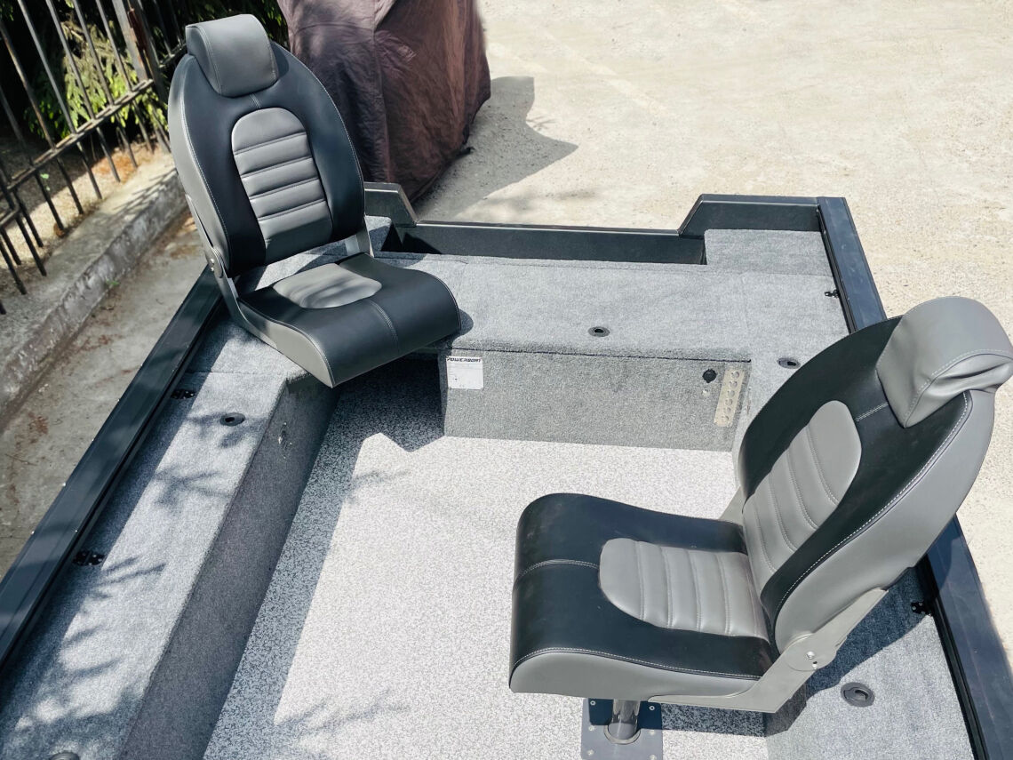 Powerboat 420 Tiller