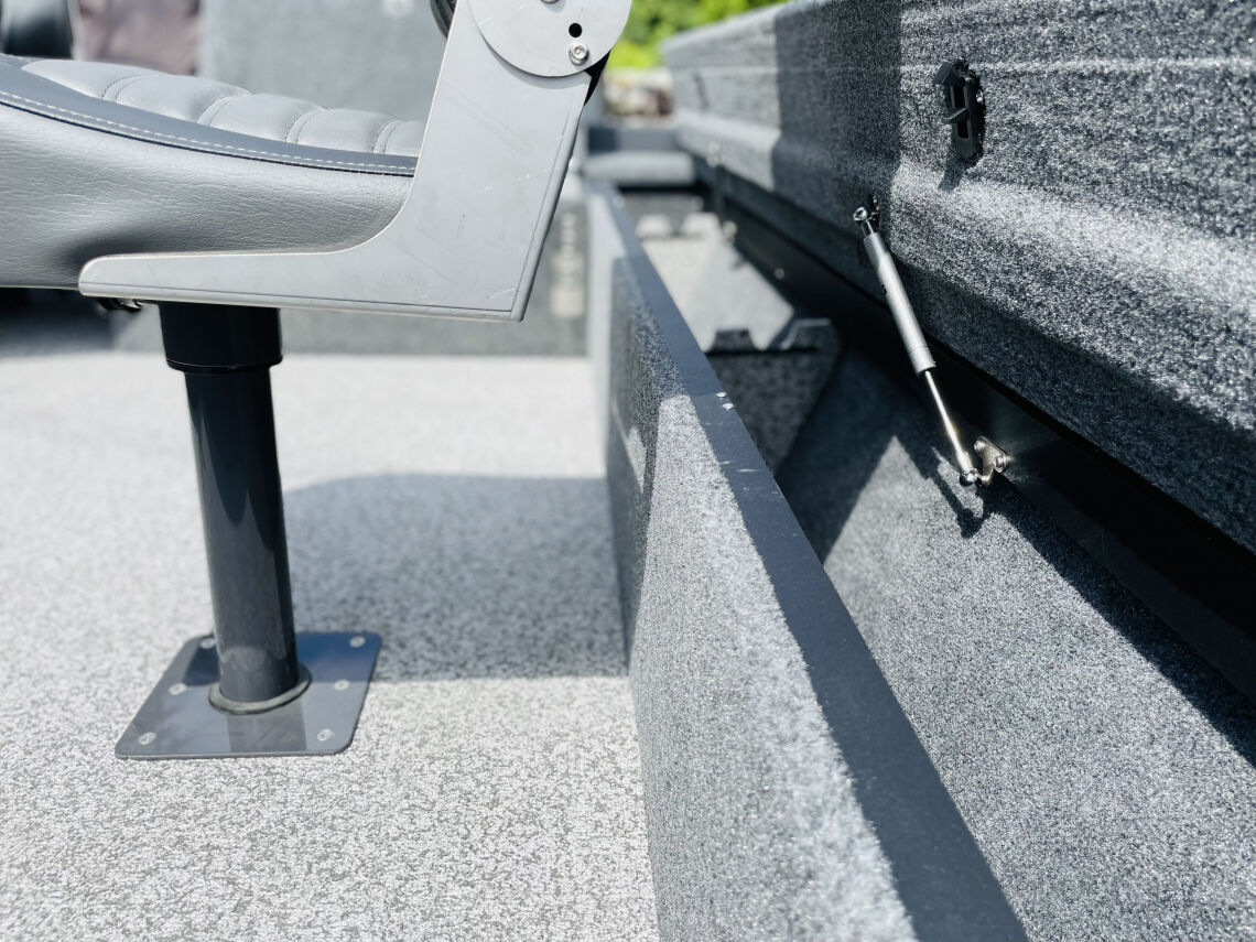 Powerboat 420 Tiller