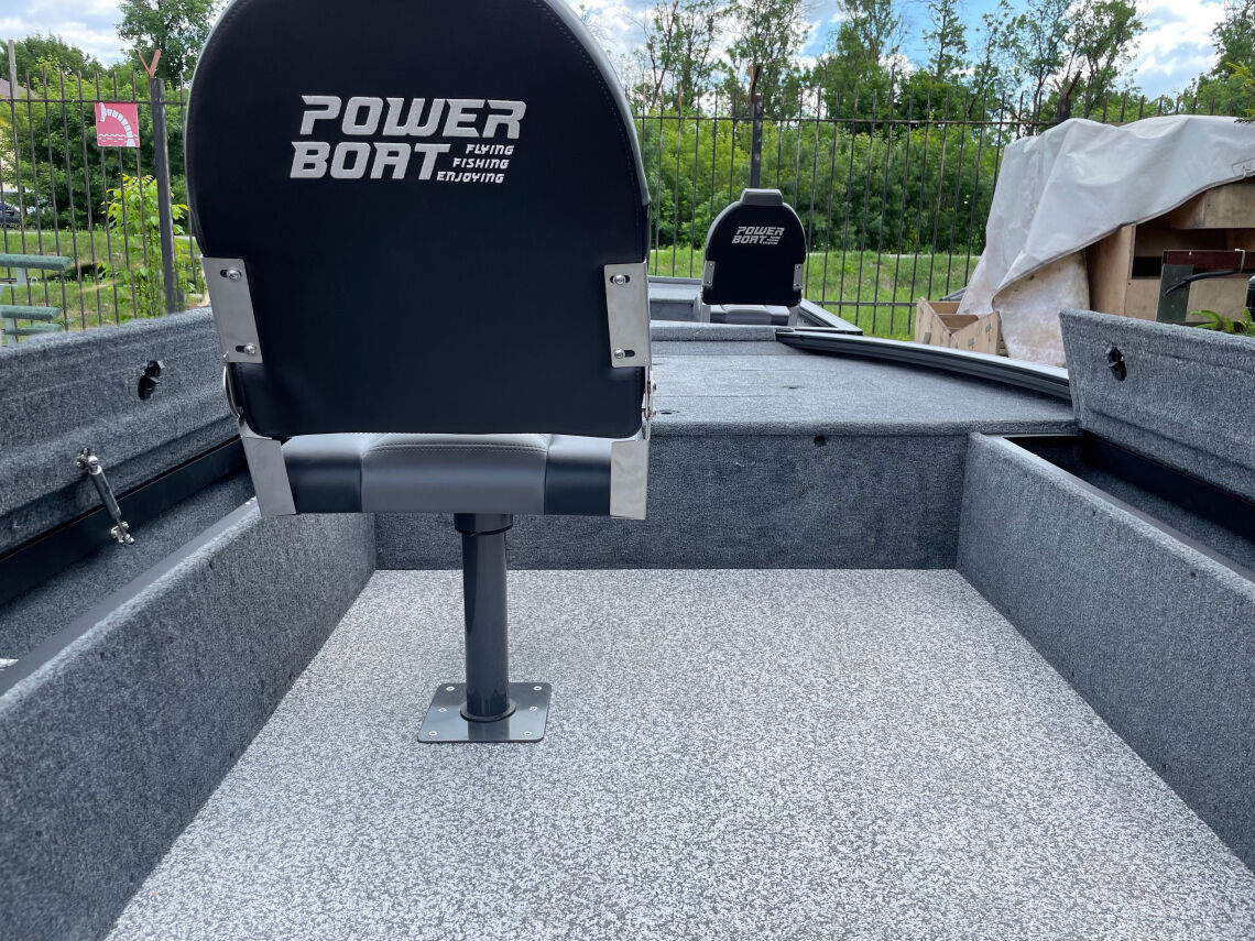 Powerboat 420 Tiller