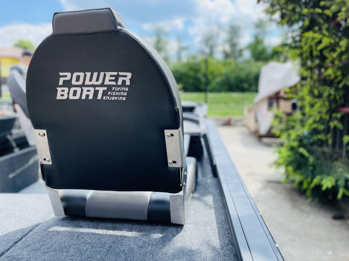 Powerboat 420 Tiller