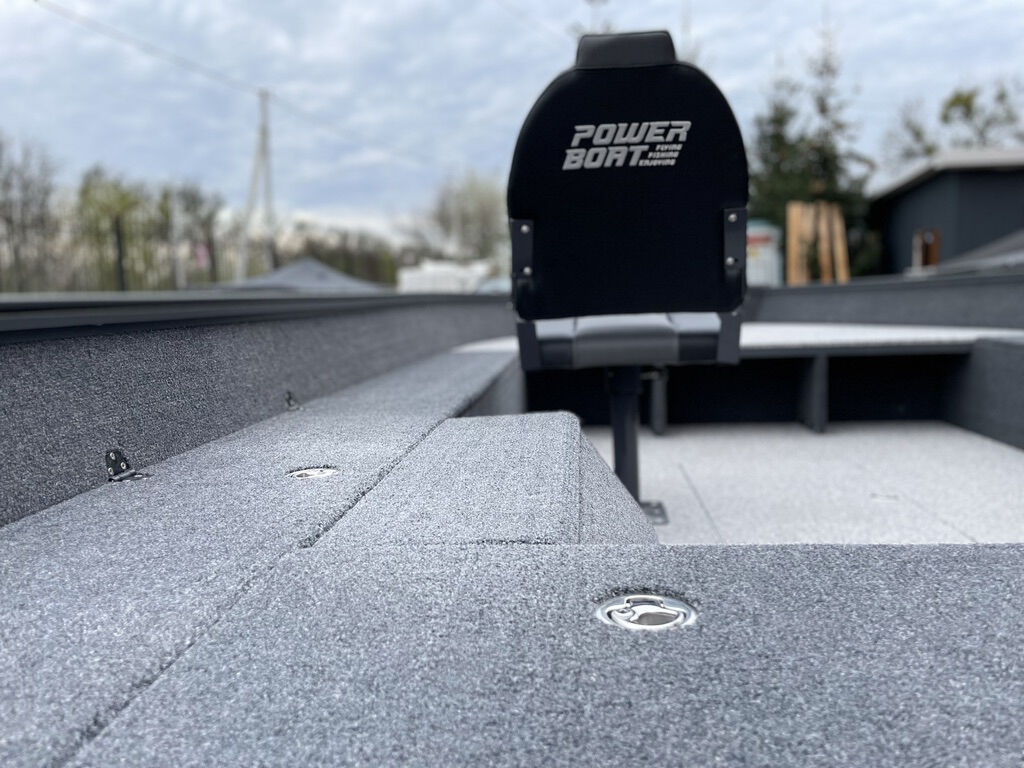 Powerboat 520 Tiller