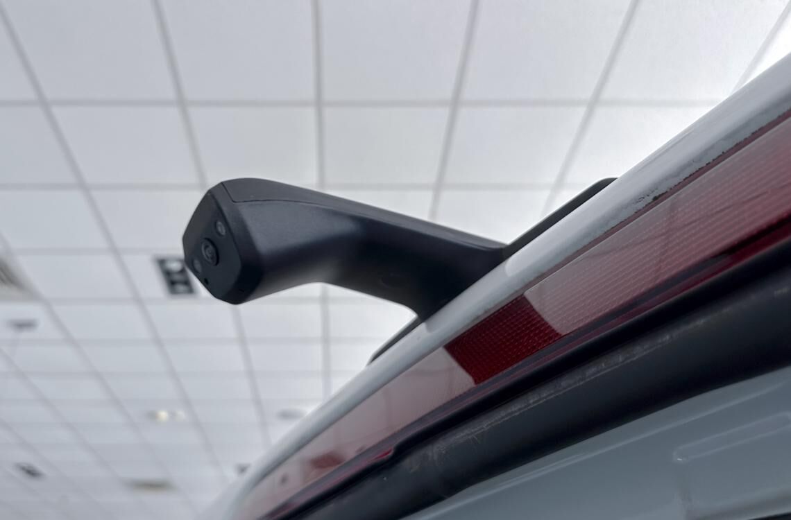 Maxus eDeliver 9 – коммерческий электрофургон.