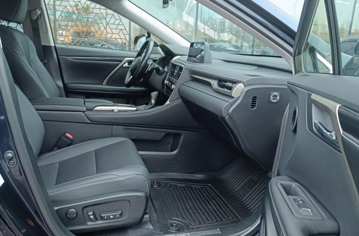 Купить Lexus RX300