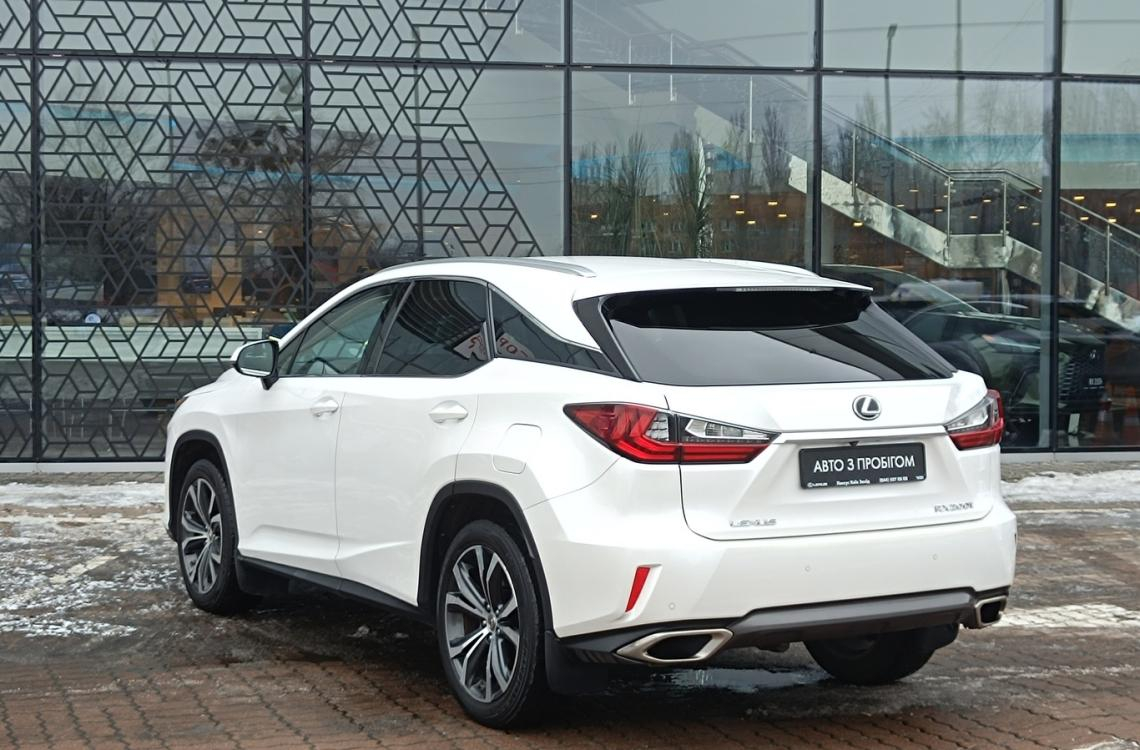 Придбати Lexus RX200t/300
