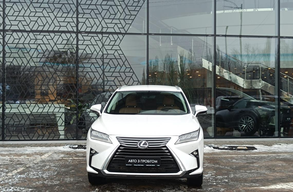Придбати Lexus RX200t/300