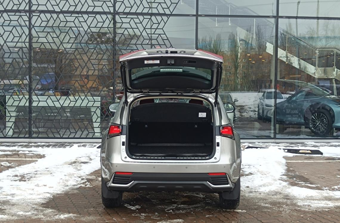 Придбати Lexus NX300