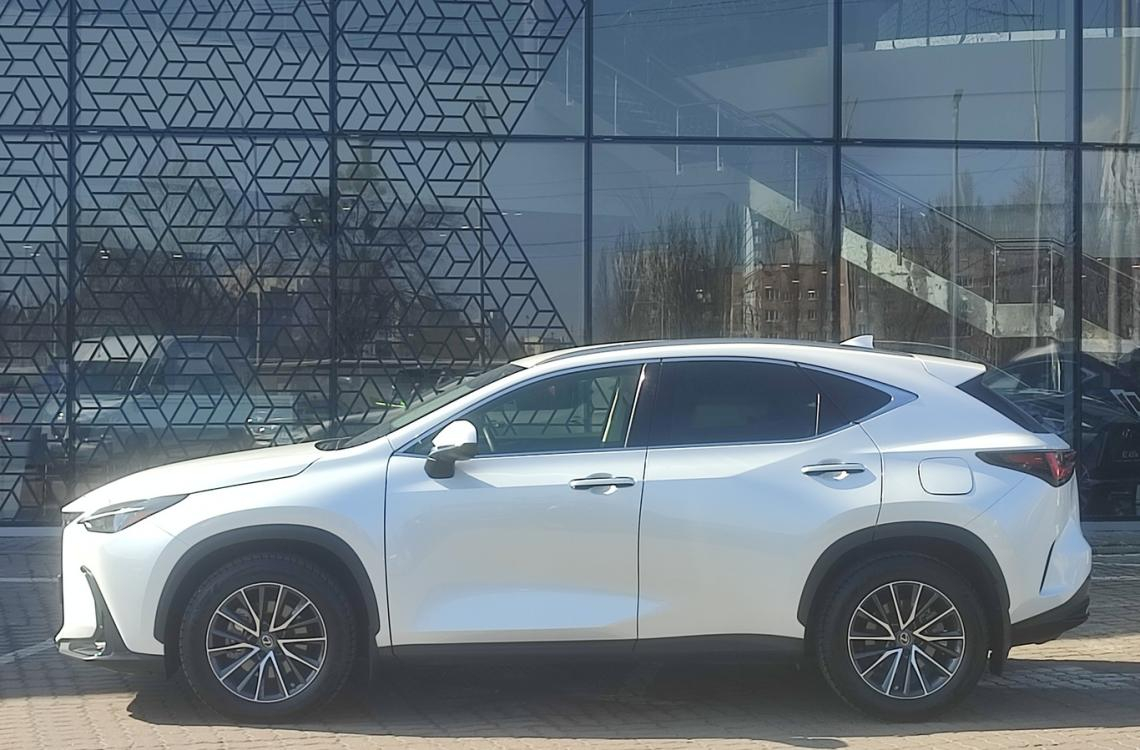 Купить Lexus NX250