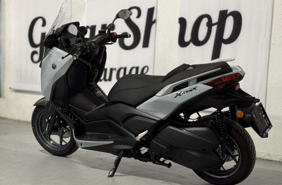 Yamaha XMAX 300 Tech MAX