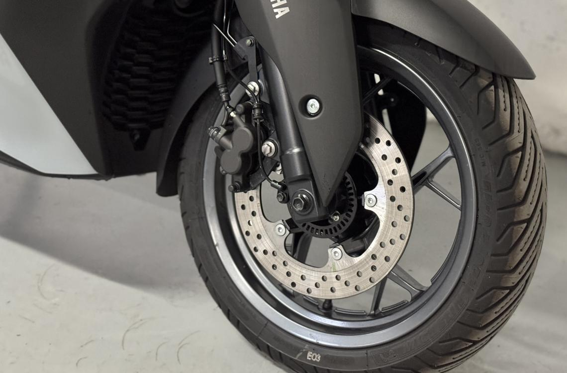 Yamaha XMAX 300 Tech MAX
