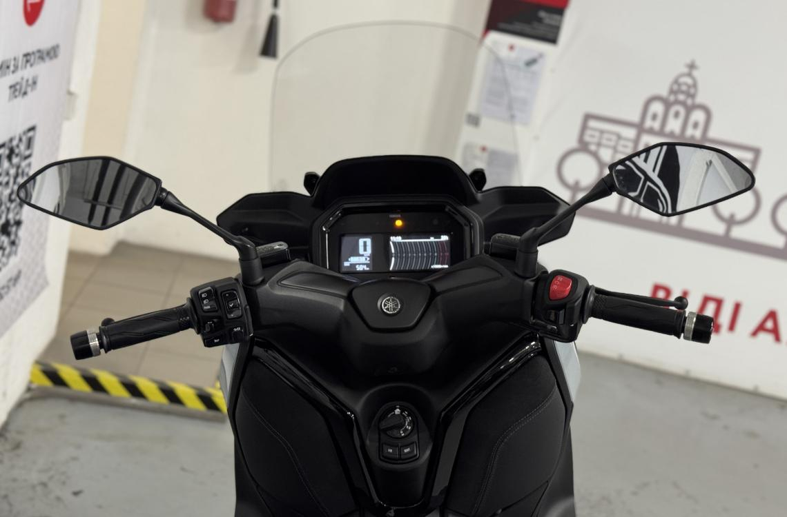 Yamaha XMAX 300 Tech MAX