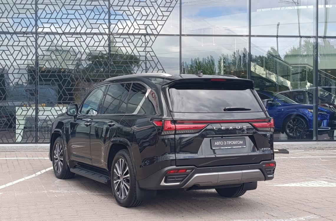 Купить Lexus LX