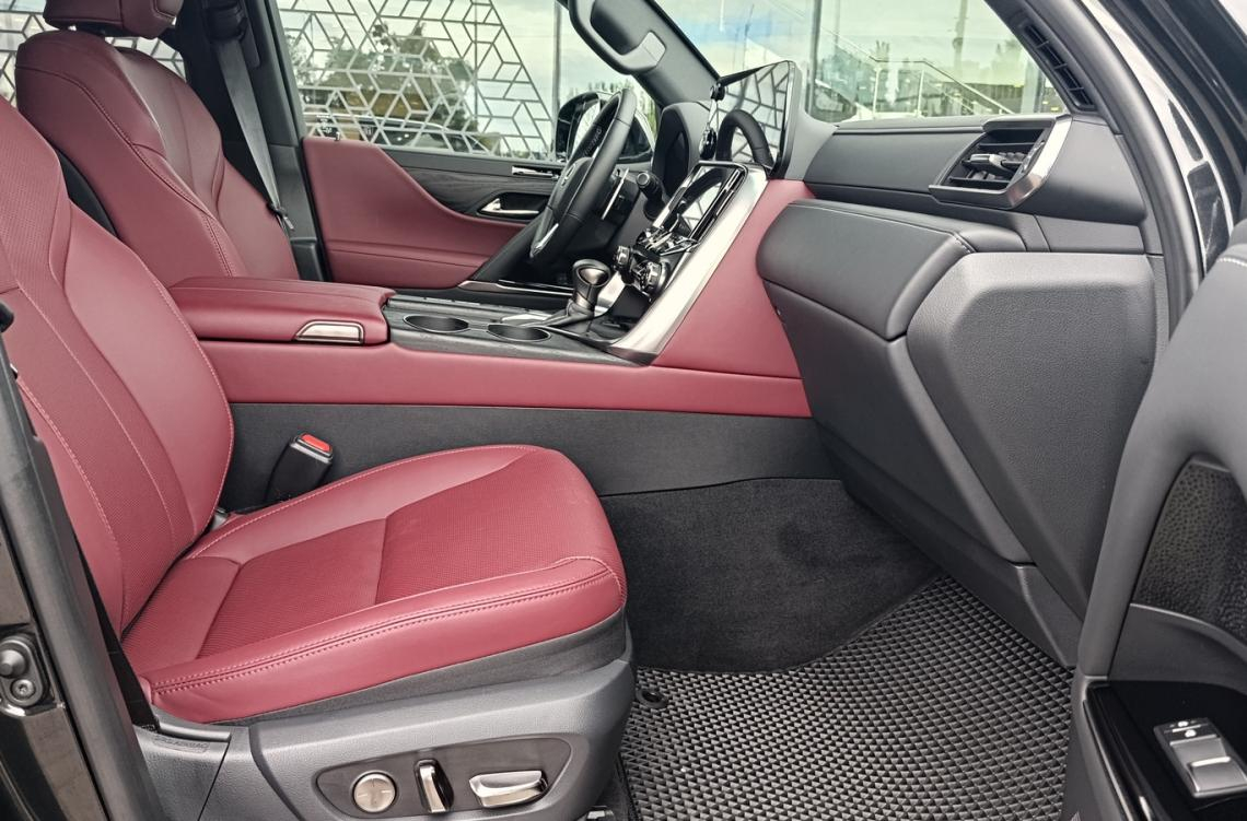 Купить Lexus LX