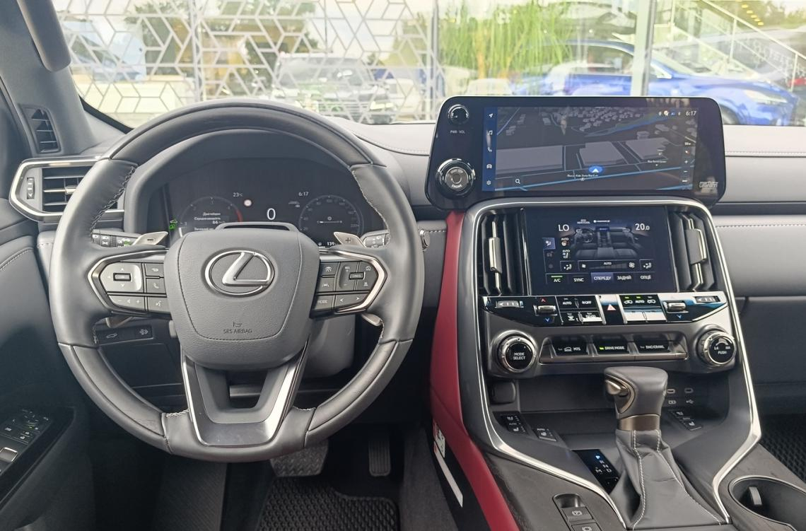 Купить Lexus LX