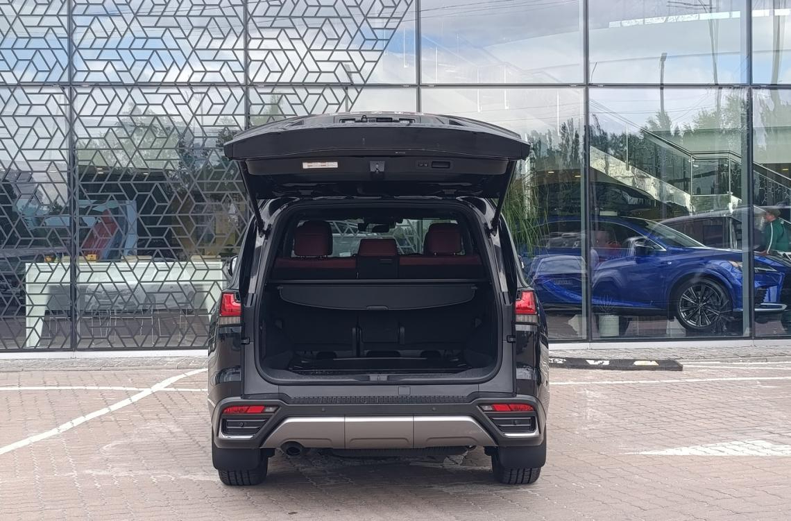 Купить Lexus LX