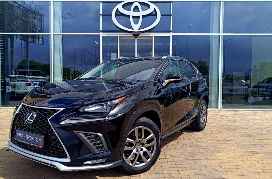 Придбати Lexus NX 200