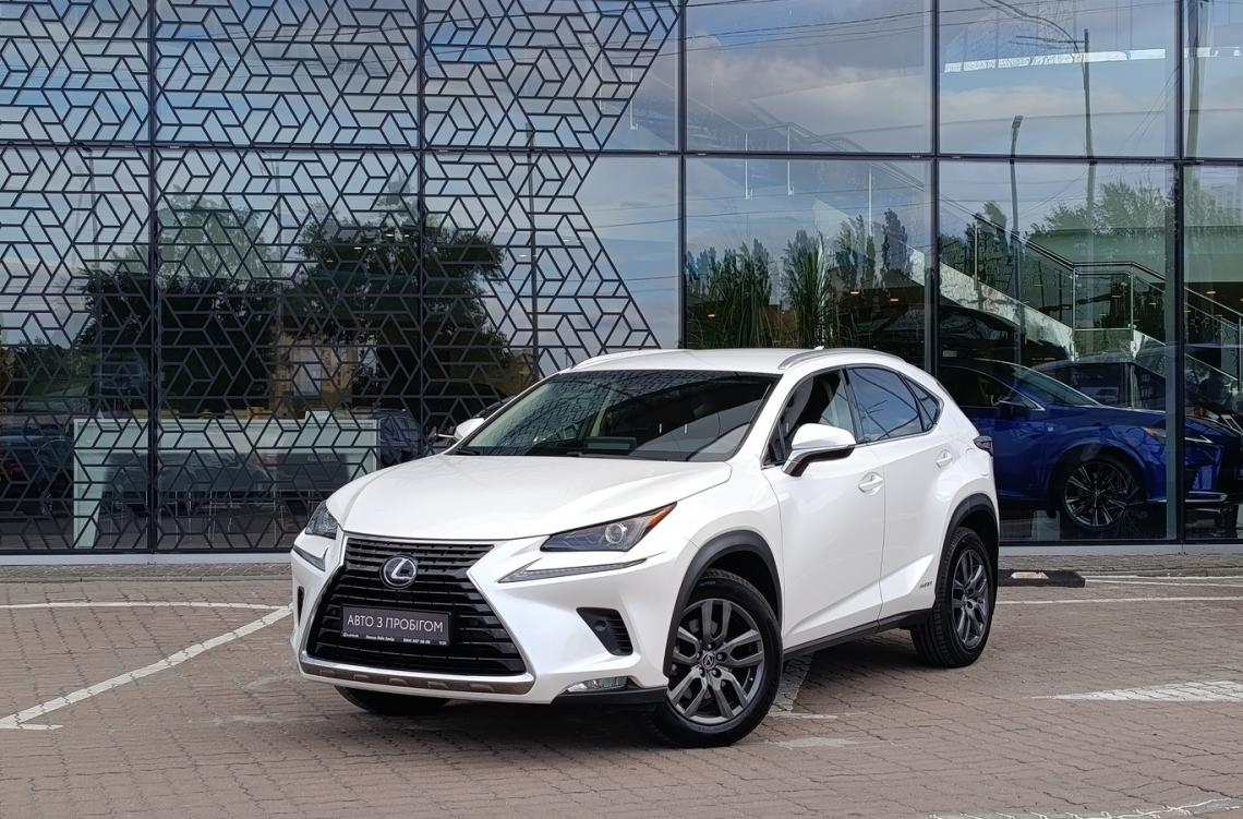 Придбати Lexus NX