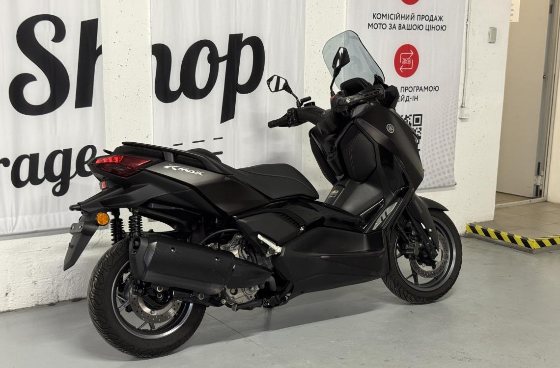 Yamaha XMAX 300 Tech MAX