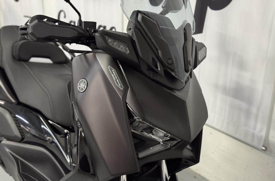 Yamaha XMAX 300 Tech MAX