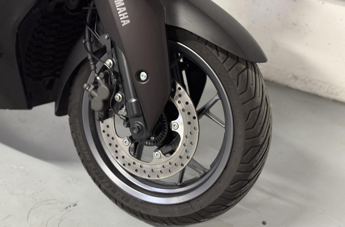 Yamaha XMAX 300 Tech MAX