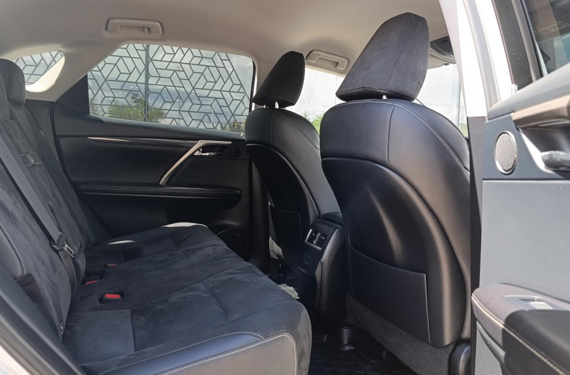 Придбати Lexus RX300