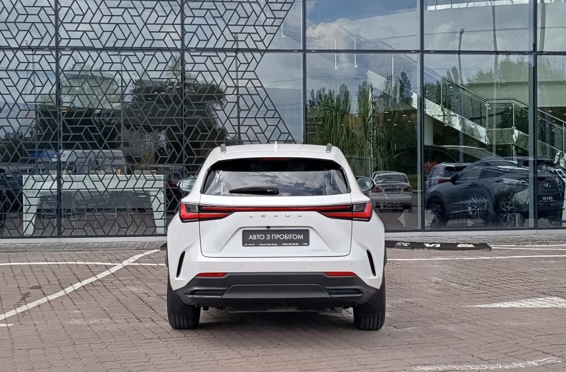 Придбати Lexus NX350h
