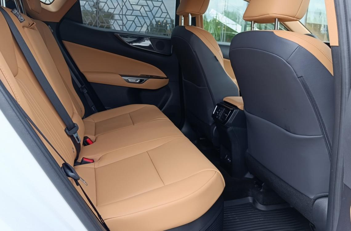 Придбати Lexus NX350h