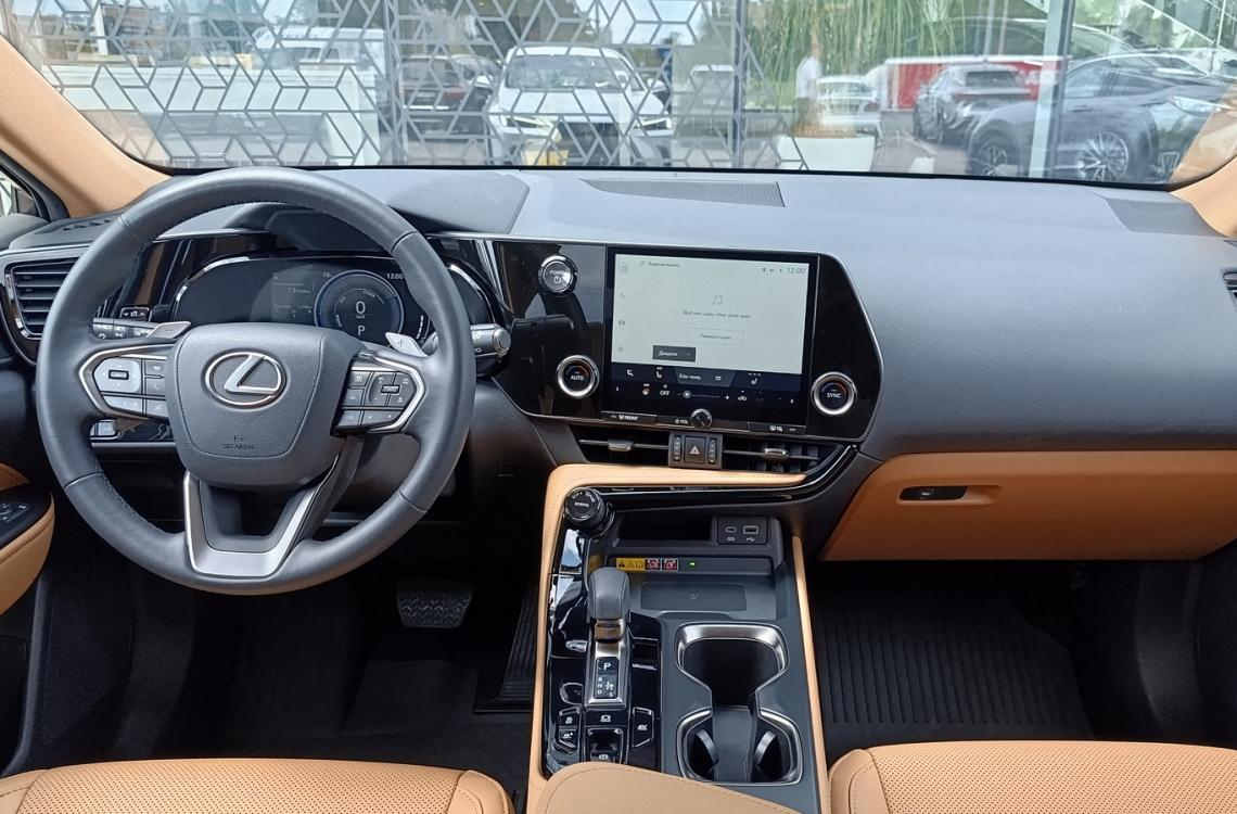 Придбати Lexus NX350h