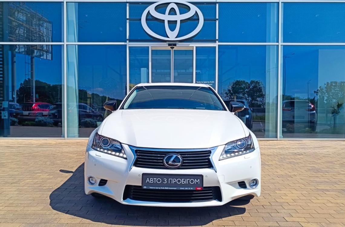 Придбати Lexus GS 350