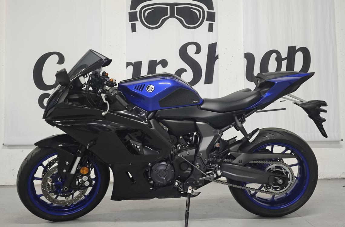 Yamaha YZF-R7