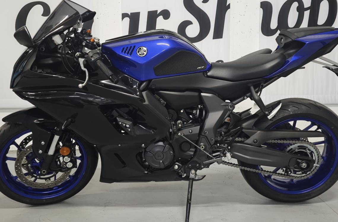 Yamaha YZF-R7