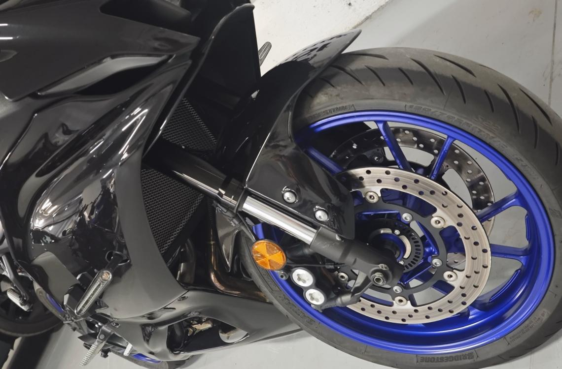 Yamaha YZF-R7