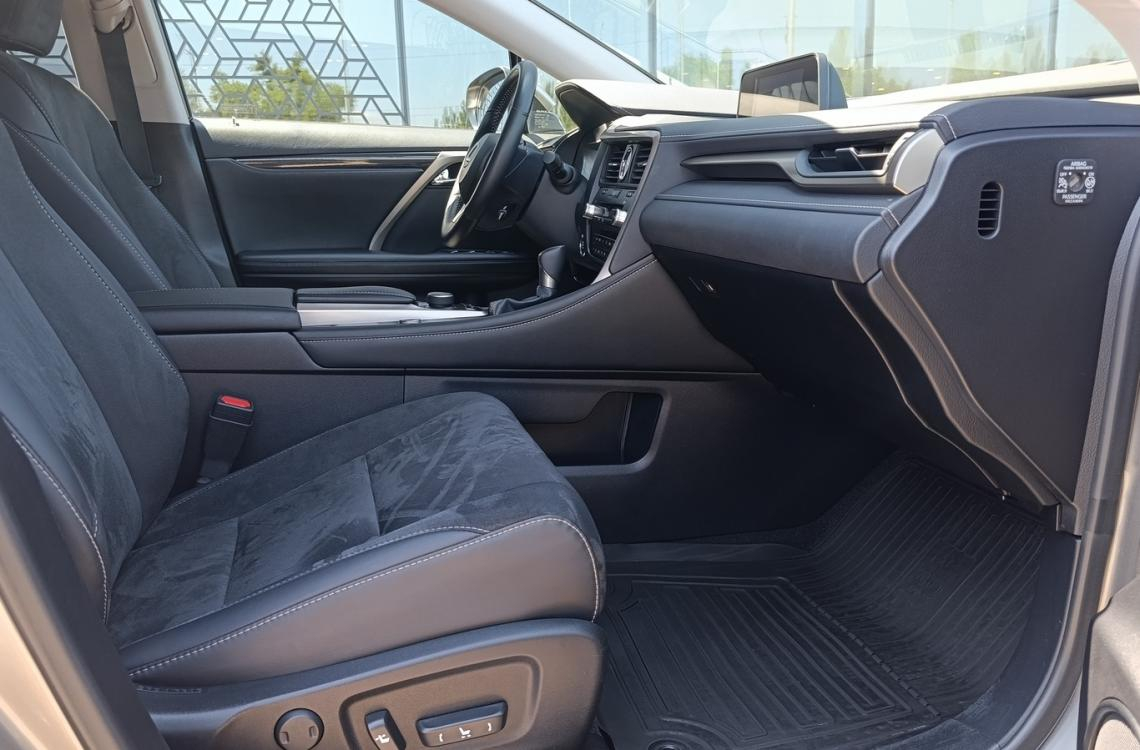 Купить Lexus RX300