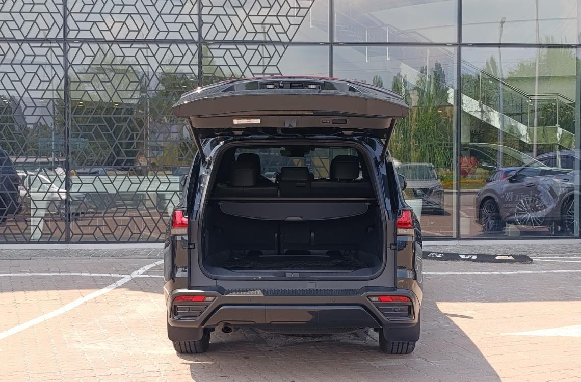 Купить Lexus LX500d