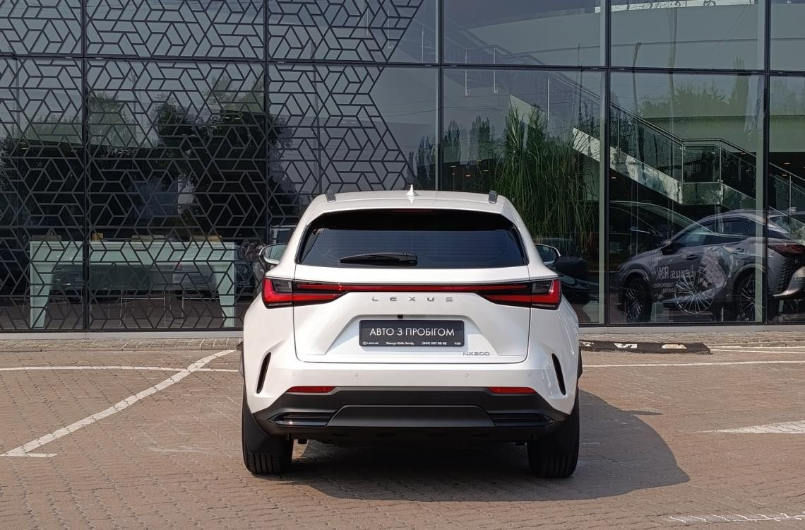 Купить Lexus NX200