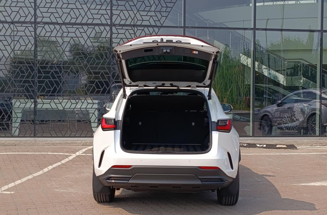 Купить Lexus NX200
