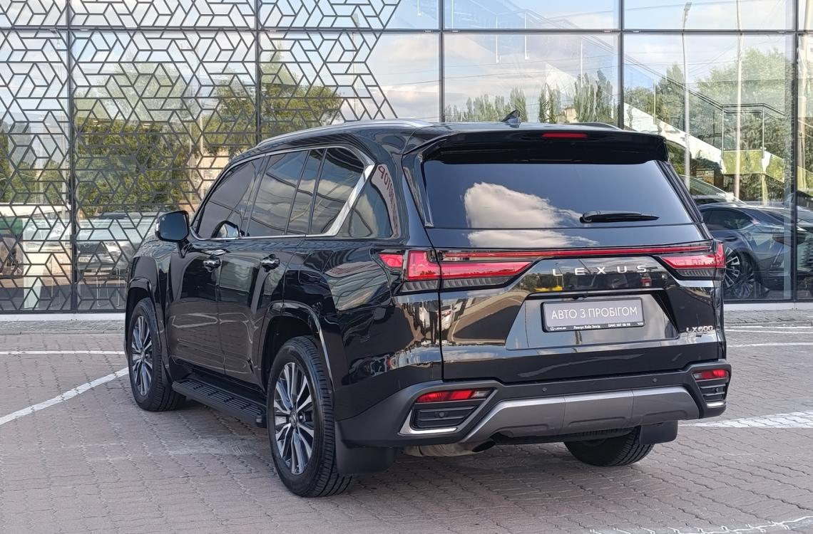 Купить Lexus LX600