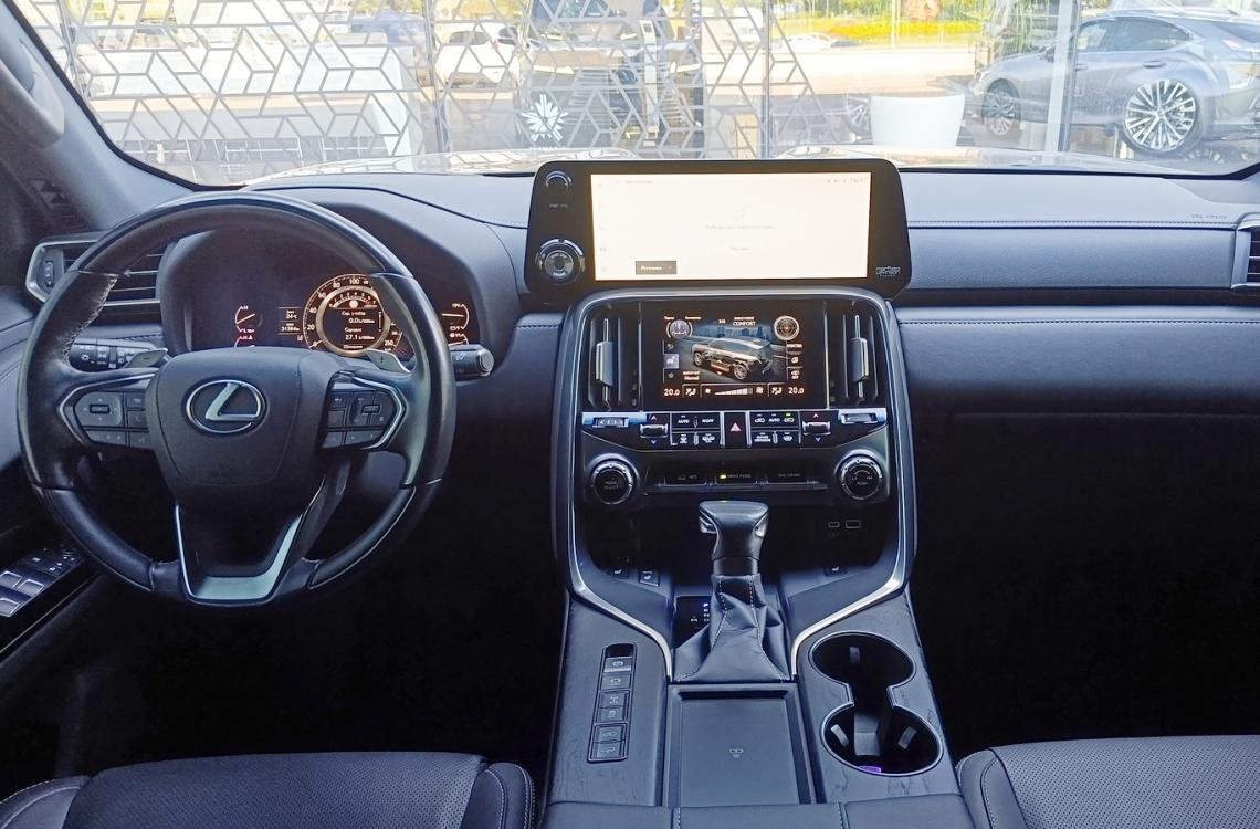 Купить Lexus LX600