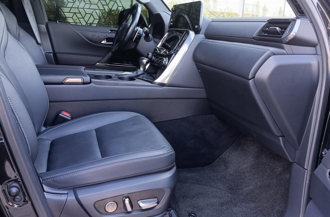 Купить Lexus LX600
